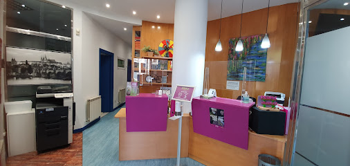 Academia de Idiomas People - Lakua