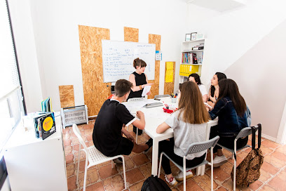 Chris' escuela de idiomas-Cursos de idiomas en el extranjero