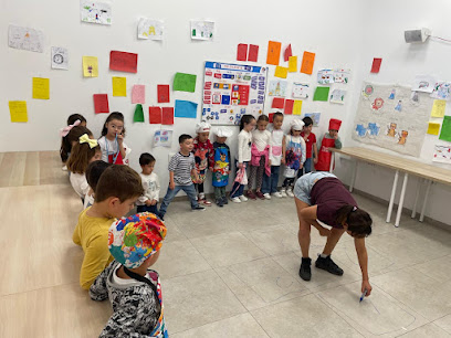 Go! British School - ALMERÍA - Academia de Inglés