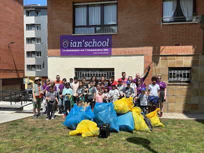 Ian's School | Academia Inglés Gijón