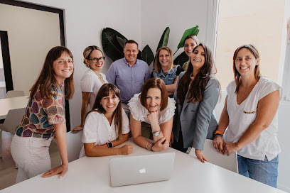 NikaTeacher Aprender inglés online y presencial | Learn Spanish online and in person